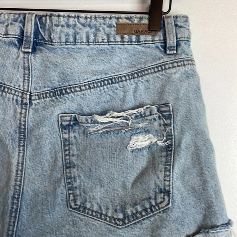 Garage Distressed Stone Wash Denim Shorts 9 - Picture 9 of 11